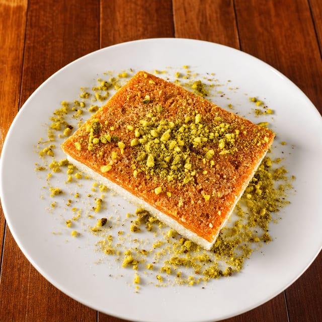 Knafeh.